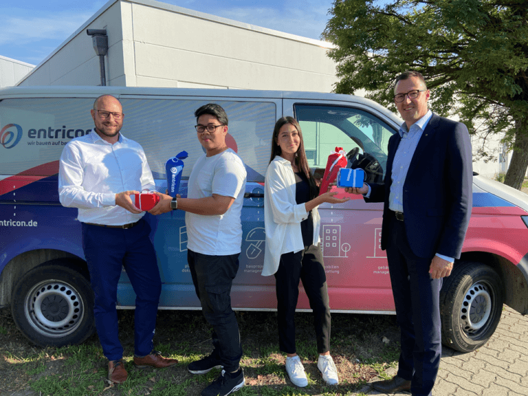 Herzlich Willkommen: entricon GmbH begrüßt neue Auszubildende