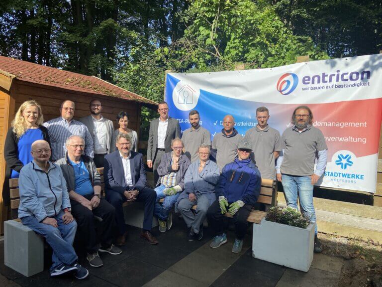 Eine Sitzbank als Zeichen des Zusammenhalts